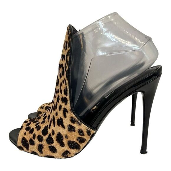 Steve Madden Size 9 Sinful Animal Print Calf Hair Leather Peep-Toe Mules - Picture 3 of 7